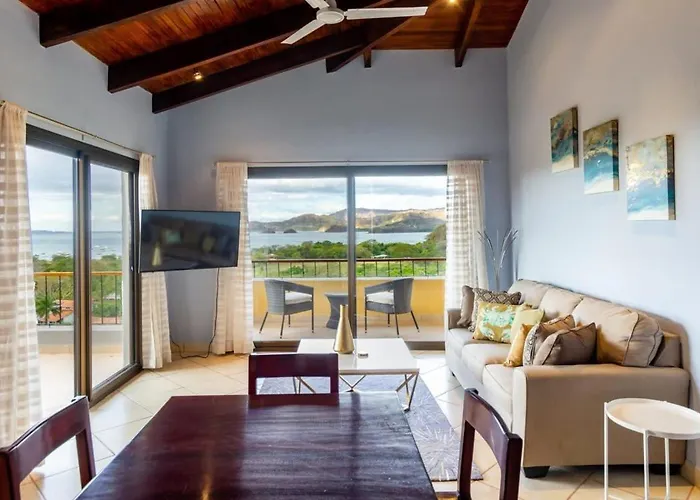 Modern, Immaculate Unit In Flamingo With Spectacular Ocean Views Hébergement de vacances *