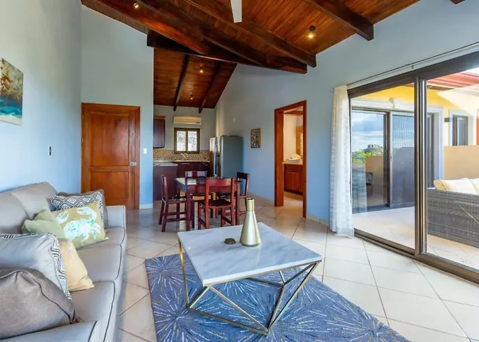 Modern, Immaculate Unit In Flamingo With Spectacular Ocean Views Playa Flamingo