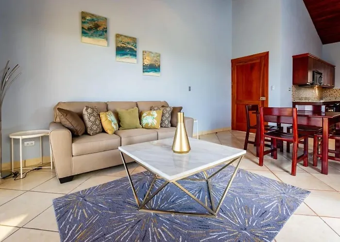 Hébergement de vacances Modern, Immaculate Unit In Flamingo With Spectacular Ocean Views Playa Flamingo