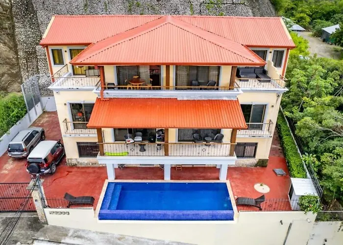 Modern, Immaculate Unit In Flamingo With Spectacular Ocean Views