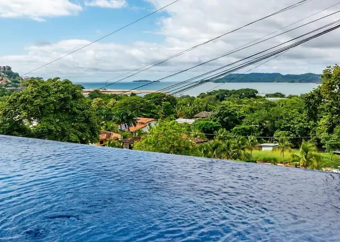 Modern, Immaculate Unit In Flamingo With Spectacular Ocean Views Hébergement de vacances